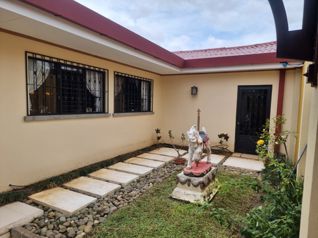 Venta casa una sola planta en Pinares de Curridabat en Sánchez, Curridabat, San José — $650,000 - Foto 5 de 25