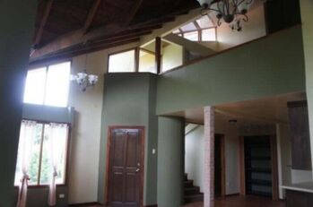 Alquiler de Casa en San Jerónimo de Moravia. in San Jerónimo, Moravia, San José — $1,200 - Photo 4 of 17