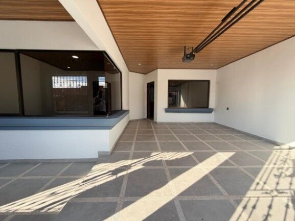 Venta de Casa en San Francisco de Heredia. RAH 26-1212 en San Francisco, Heredia — $194,000 - Foto 2 de 16