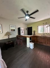 Residencia de ensueño: 1 casa, 5 apts, piscina ,2 ranchos y 2 parqueos in Jacó, Garabito, Puntarenas — $900,000 - Photo 2 of 39