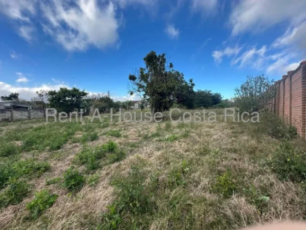 Lot for Sale in San Isidro-Heredia. RAH 26-1479 REDUCED PRICE in San Isidro, Heredia — $480,000 - Photo 2 of 6