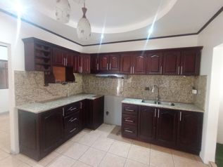 CASA EN VENTA EN MERCEDES HEREDIA en Mercedes, Heredia — $315,000 - Foto 4 de 10