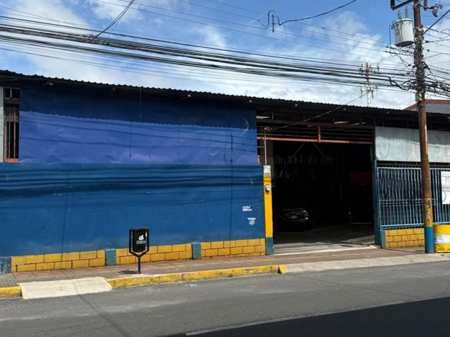 VENTA DE DOS LOCALES COMERCIALES, HEREDIA, CENTRO in Heredia — ₡ 197 000 000 - Photo 3 of 10