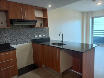 Alquiler de Apartamento en Montes de Oca, San José. RAH 25-1659 in San Pedro, Montes De Oca, San José — $900 - Photo 4 of 10