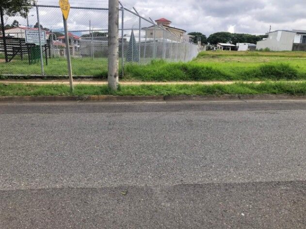 SE VENDE BELLÍSIMA PROPIEDAD EN SAN ISIDRO DE HEREDIA.  en Mata de Plátano, Goicoechea, San José — ₡ 110 000 000