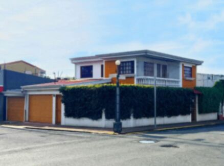 Casa uso Residencial / Comercial. Excelente ubicación, Cartago centro en Oriental, Cartago — ₡ 112 000 000