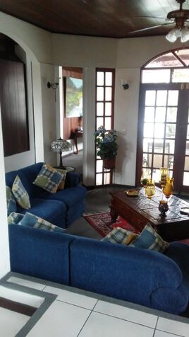 VENTA DE CASA, SAN JOSE, CURRIDABAT, LOMAS DE AYARCO SUR in Curridabat, San José — $250,000