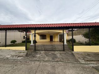 Hermosa casa cerca del centro de San Ramón, Alajuela - Foto 2 de 3