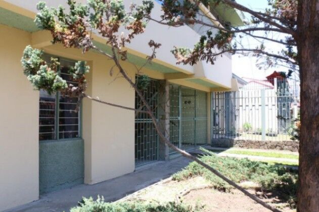 Se vende casa de 2 plantas con uso mixto en Mata Redonda San José 23-905 en Mata Redonda, San José — ₡ 550 000