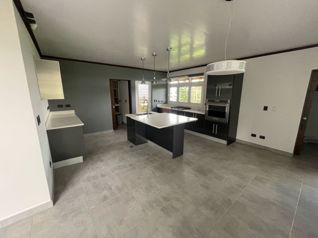 Venta de Amplia Casa en San Rafael de Oreamuno Cartago en San Rafael, Oreamuno, Cartago — $550,000 - Foto 3 de 20
