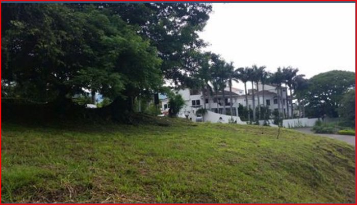 VENTA Lote independiente en Alto de las Palomas (CV) in Santa Ana, San José — $174,400