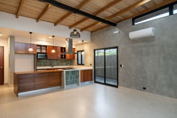 Casa Moderna con Piscina Privada en Huacas in Huacas, Hojancha, Guanacaste — $645,000 - Photo 4 of 13