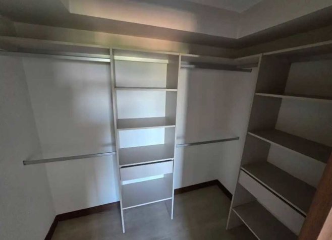 ALQUILO APARTAMENTO DE 1 HABITACION, TORRE AZENZA, LA URUCA en Uruca, San José — $1,100 - Foto 3 de 10