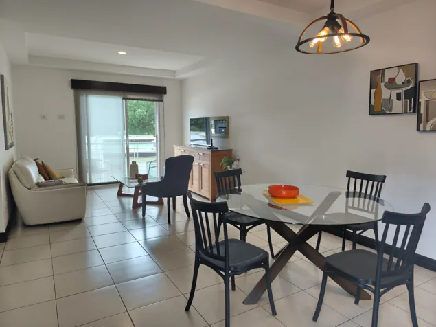 ALQUILER DE APARTAMENTO AMOBLADO, HEREDIA, BELEN, VISTAS DE LA RAMBLA en San Antonio, Belén, Heredia — $1,350 - Foto 2 de 23