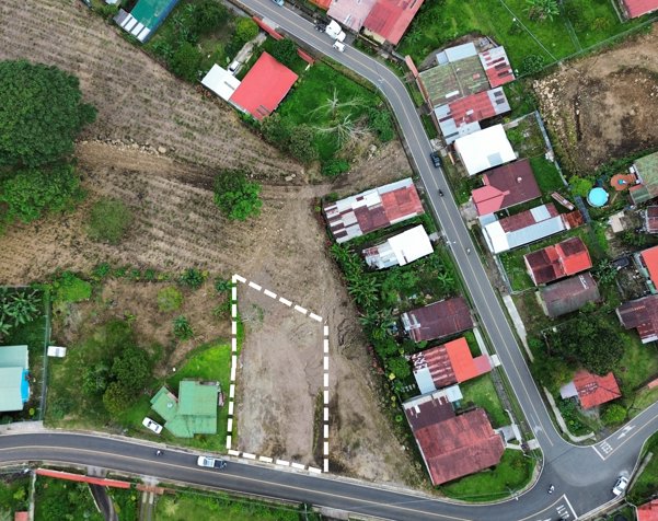 Terreno para construir en linda comunidad de Aquiares, Turrialba en Turrialba, Cartago — ₡ 33 723 480