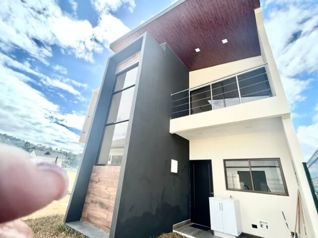 Casa de dos plantas nueva en Curridabat en Sánchez, Curridabat, San José — $285,000 - Foto 4 de 26