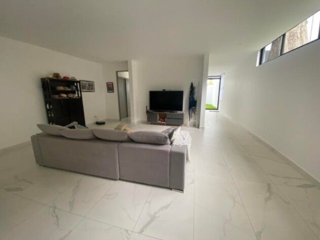 CASA EN VENTA EN SAN ANTONIO ESCAZÙ in San Antonio, Escazú, San José — $400,000