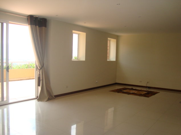 VENTA DE APARTAMENTO, SAN JOSE, ESCAZÚ, CONDO. VALLE ARRIBA in Escazú, San José — $450,000