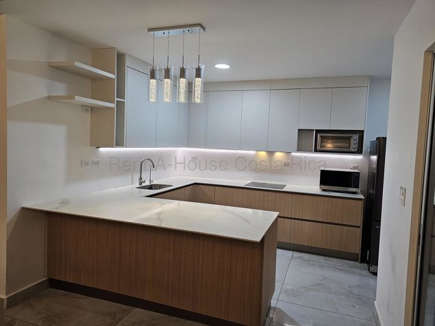 Casa de 3 habitaciones en San Pablo de Heredia en San Pablo, Heredia — $180,000