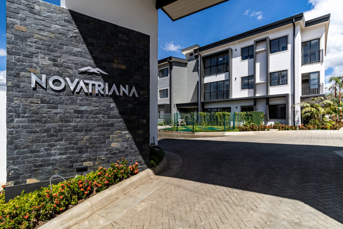 SE VENDE -FOR SALE Condominio NOVATRIANA en Alajuela in Alajuela — $215,000