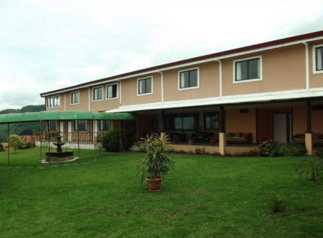 Centro rehabilitacion, hotel, Iglesia - Escazu en Escazú, San José — $2,850,000