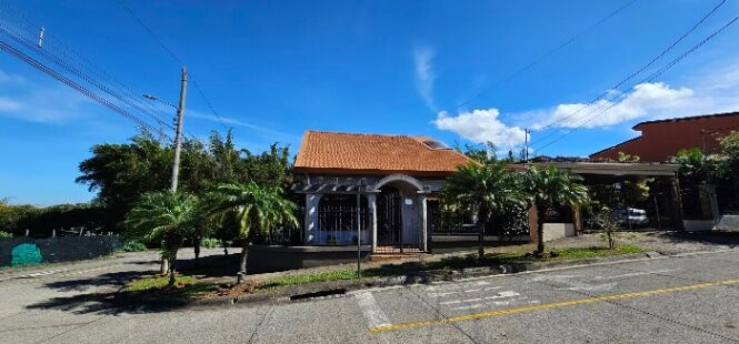 Venta de Casa en Barva, Heredia. RAH 25-1951 en San Roque, Barva, Heredia — $362,000