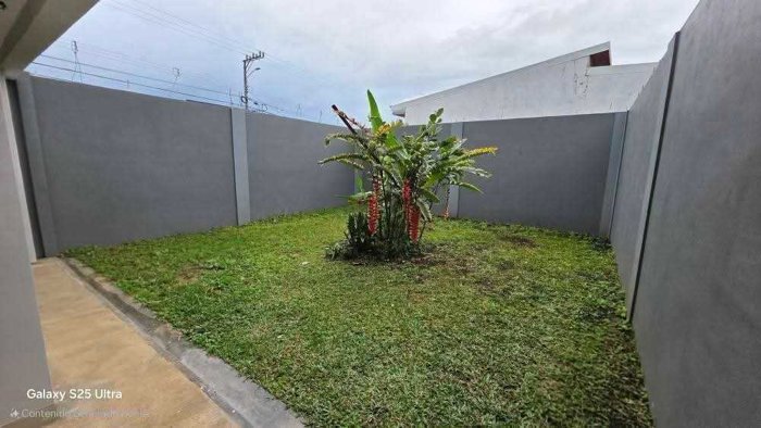 VENTA DE CASA PARA ESTRENAR, BARVA HEREDIA in Pará, Santo Domingo, Heredia — ₡ 119 000 000