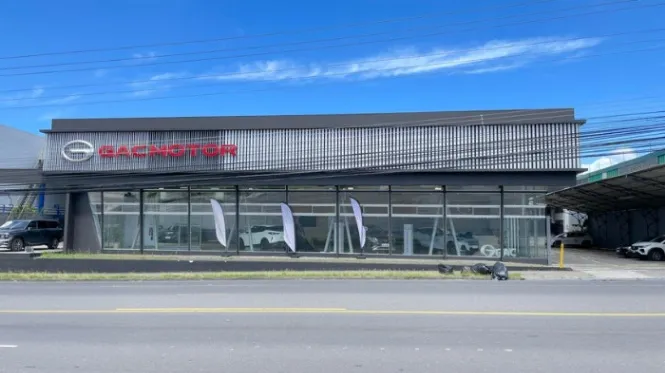 Se vende amplio edificio comercial en Uruca San José 25-1357 en Uruca, San José — $5,500,000