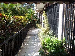 Lindisima Casa con Piscina en Santa Ana in Piedades, Santa Ana, San José — $1,000,000 - Photo 5 of 33