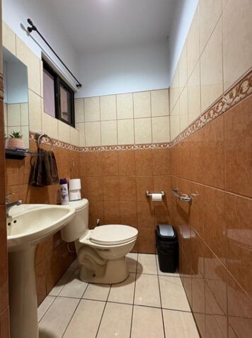 Oportunidad en Urbanización Belgrano, Hatillo Centro  en Hatillo, San José — ₡ 115 000 000
