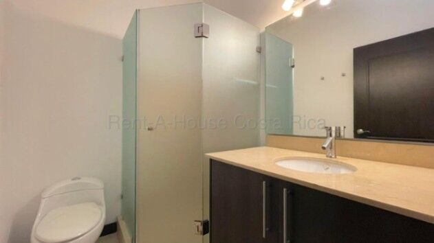 MLS-26-1761 LS VENTA CASA ESCAZU SAN JOSE en Escazú, San José — $230,000