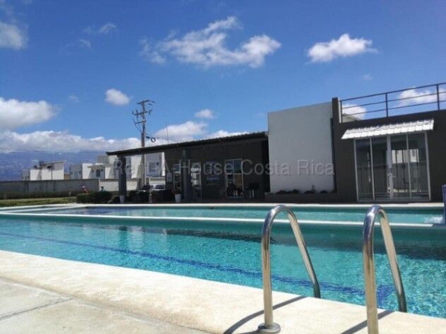 Venta de Casa en El Guarco-El Tejar. RAH 26-1548 in El Tejar, El Guarco, Cartago — $72,000,000