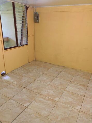 SE VENDE BELLA CASA Y APARTAMENTO EN OROTINA CENTRO.  in Orotina, Alajuela — ₡ 35 000 000