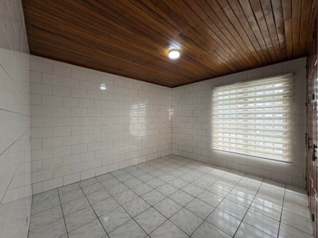 Alquiler de Estupenda Casa en Alajuela / Mls. 26-504 OFC JB en Alajuela — $3,000