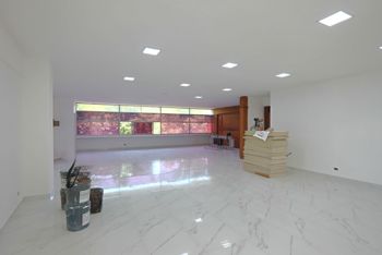 Alquiler Oficina en Zapote en Zapote, San José — $1,750 - Foto 4 de 11