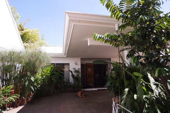 Casa Independiente de 4 Habitaciones en Los Laureles in San Rafael, Escazú, San José — $575,000