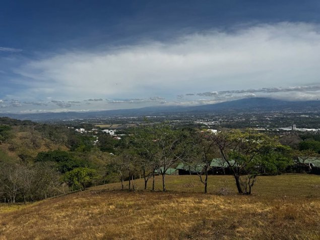 Se Vende Terreno en Piedades de Santa Ana in Piedades, Santa Ana, San José — $610,000