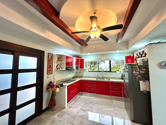 Casa con Rancho y Terreno Amplio – Zona Rural de Alta Belleza Natural en Florencia, San Carlos, Alajuela — ₡ 125 000 000 - Foto 3 de 17
