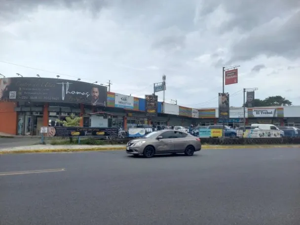 MLS-26-658 LS VENTA CENTRO COMERCIAL DESAMPARADOS SAN JOSE in Desamparados, San José — $1,500,000