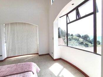 Venta de Casa en Aserrí, San José. RAH 25-1854 en Tarbaca, Aserrí, San José — $355,000 - Foto 4 de 10