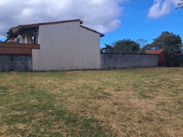 VENTA DE LOT PLANO EN RESIDENCIAL SANTA ANA POZOS in Pozos, Santa Ana, San José — ₡ 100 000 000