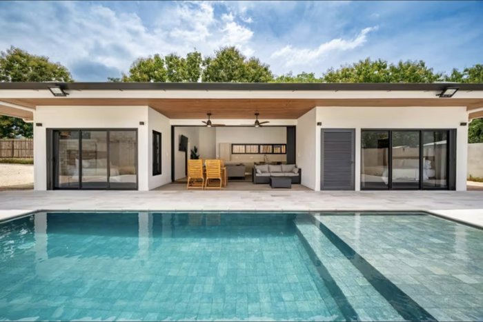 Private Tropical Oasis – Modern Home Near Avellanas Beach en Tamarindo, Santa Cruz, Guanacaste — $399,000
