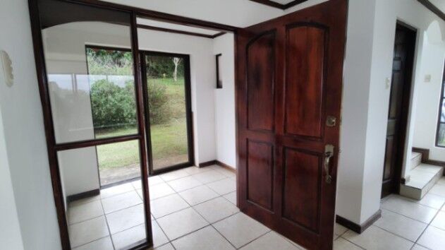 Se vende propiedad con lote de 7000m2 en Concepción de Heredia 25-1107 in Concepción, San Rafael, Heredia — $430,000