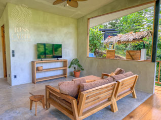 Modern Jungle Home for Sale in Puerto Viejo, Costa Rica en Cahuita, Talamanca, Limón — $495,000 - Foto 5 de 24