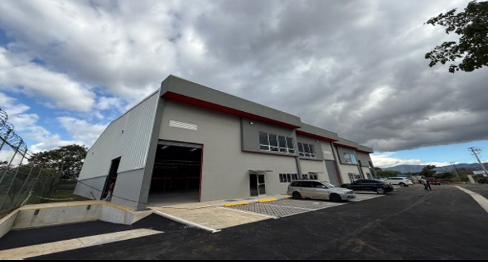 Ofibodegas en Venta Cartago, Uso Industrial,Seg. 24/7-5PJG9336319 en Quebradilla, Cartago — $511,750