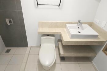 Alquiler de Apartamento en Granadilla de Curridabat.  en Granadilla, Curridabat, San José — $1,300 - Foto 4 de 16