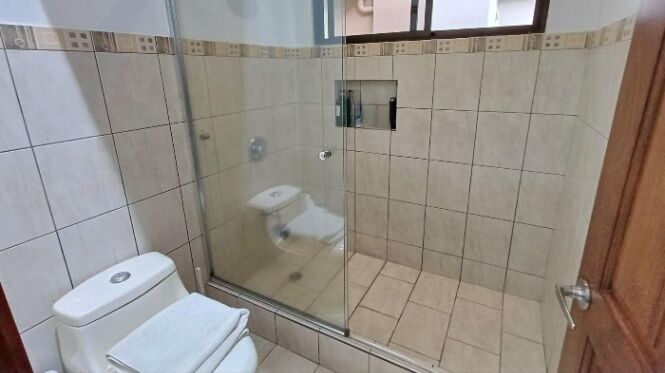 Venta de Casa en Tres Rîos, Cartago.  en Tres Ríos, La Unión, Cartago — $650,000