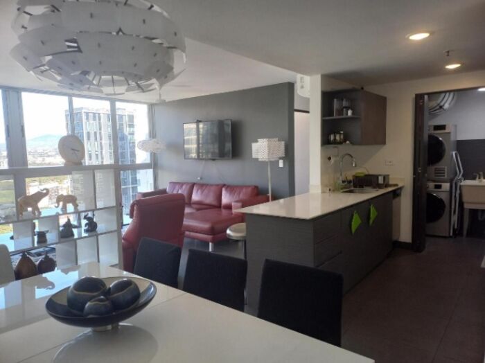 APARTAMENTO DE LUJO en Pavas, San José — $2,200 - Foto 3 de 29