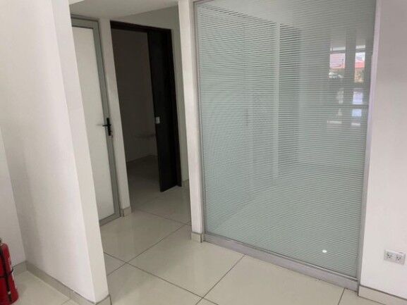 Venta de Local Comercial en Desamparados, San José. in San Rafael Abajo, Desamparados, San José — $180,000