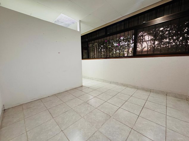 Local comercial, San José, La Uruca en Uruca, San José — ₡ 200 000 - Foto 3 de 3